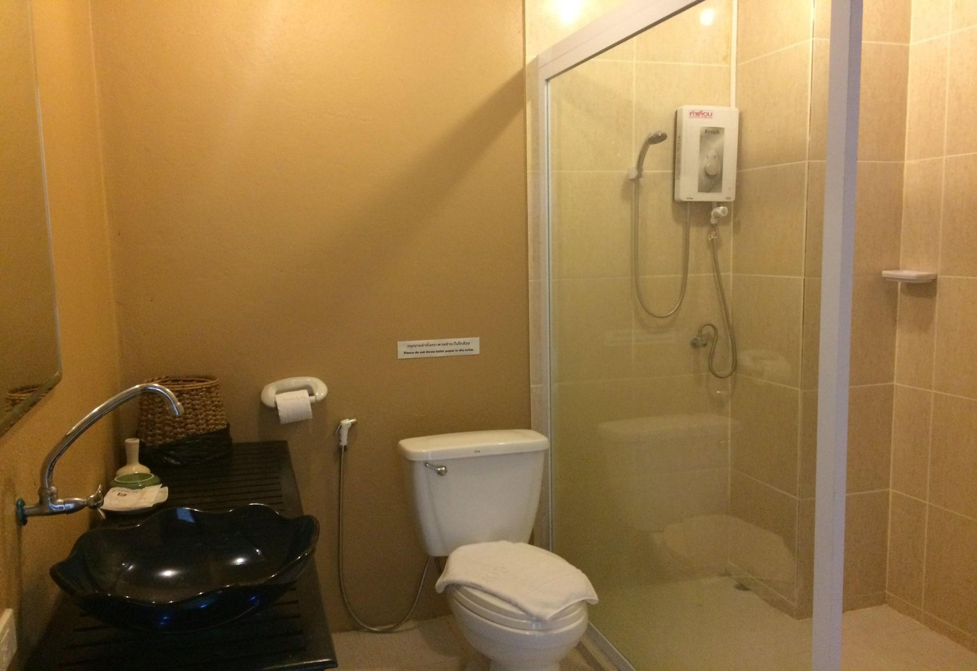 Water Palm Resort Talat Yai Ngoại thất bức ảnh
