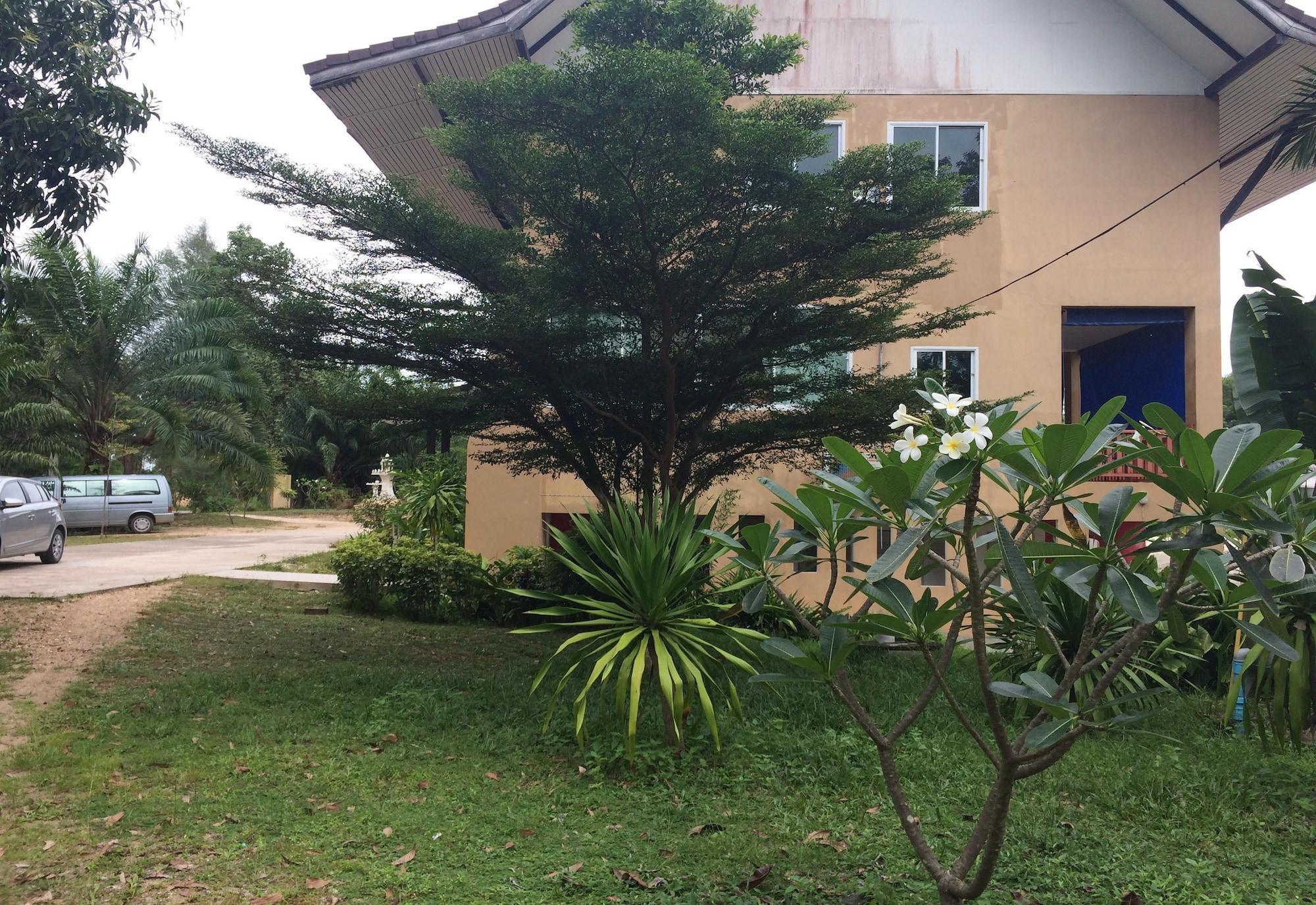 Water Palm Resort Talat Yai Ngoại thất bức ảnh