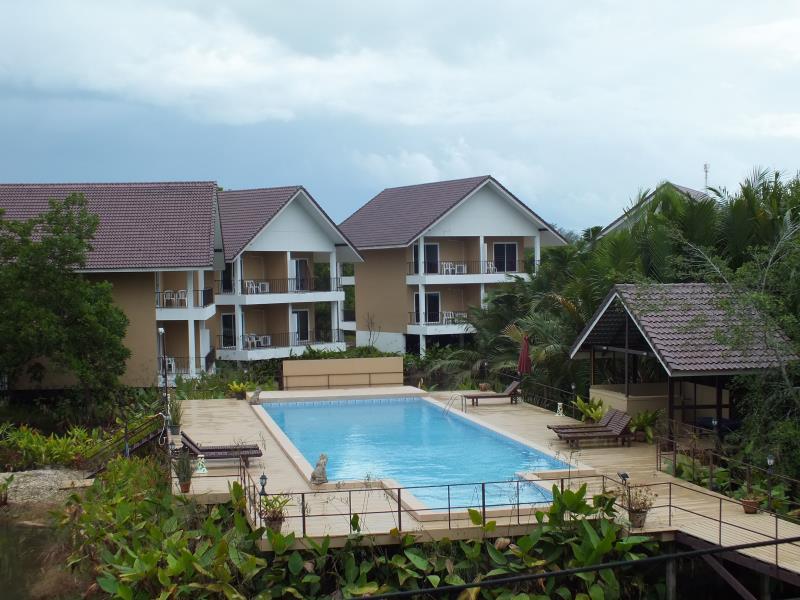 Water Palm Resort Talat Yai Ngoại thất bức ảnh