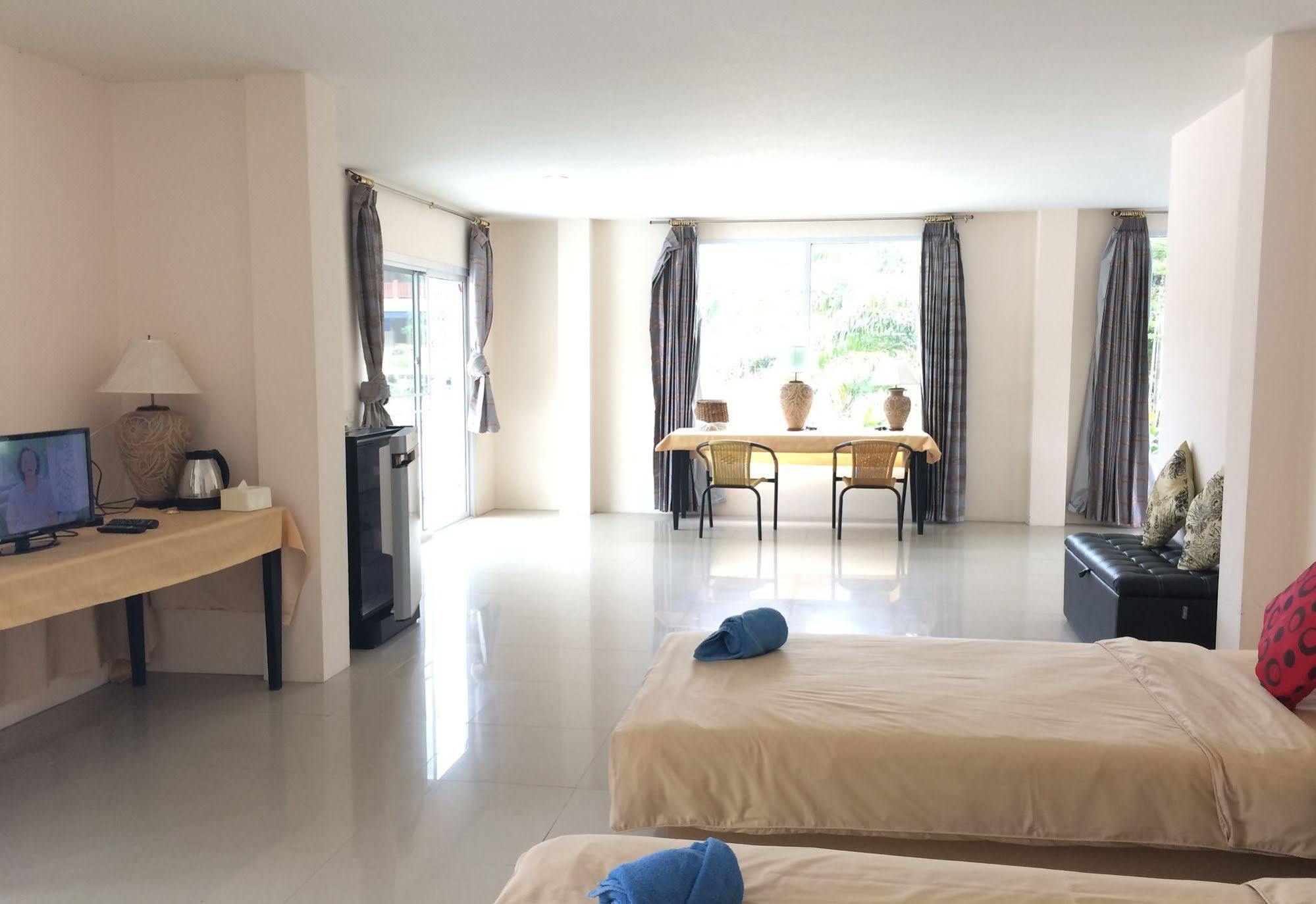 Water Palm Resort Talat Yai Ngoại thất bức ảnh