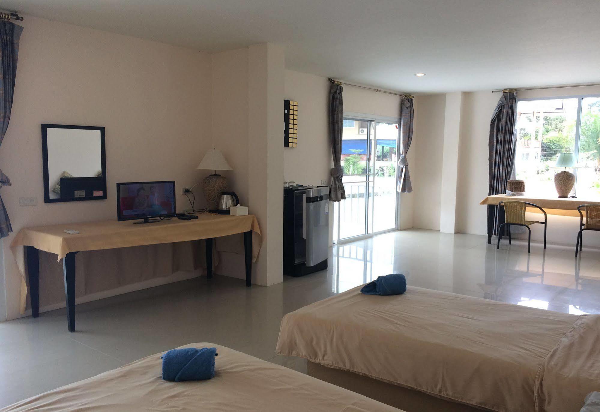 Water Palm Resort Talat Yai Ngoại thất bức ảnh
